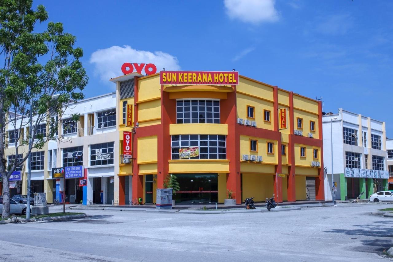 Oyo 89387 Sun Keerana Hotel Klang Exteriör bild